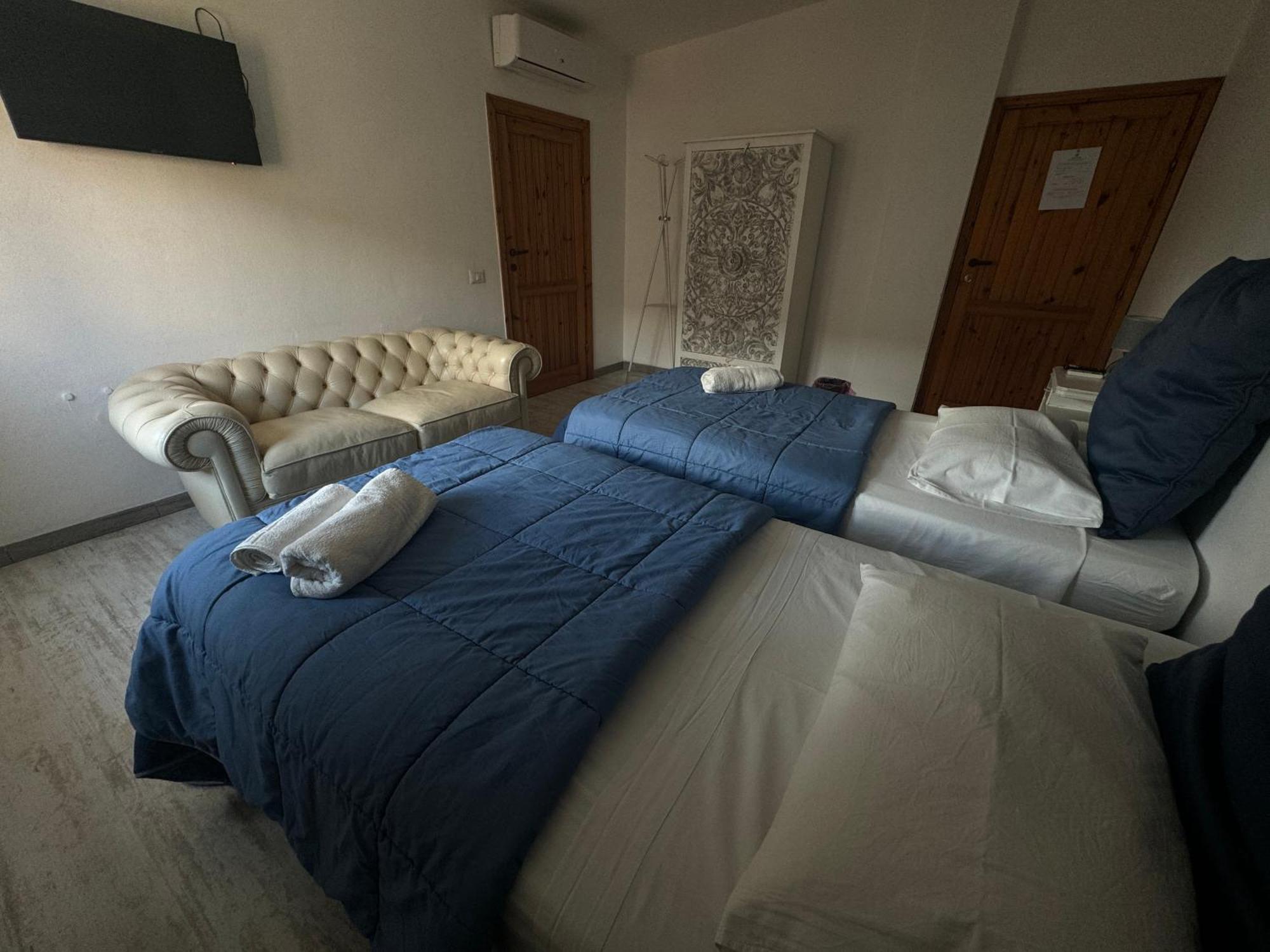 Pm 1 Via Armando Diaz Guest House Olbia Exterior photo