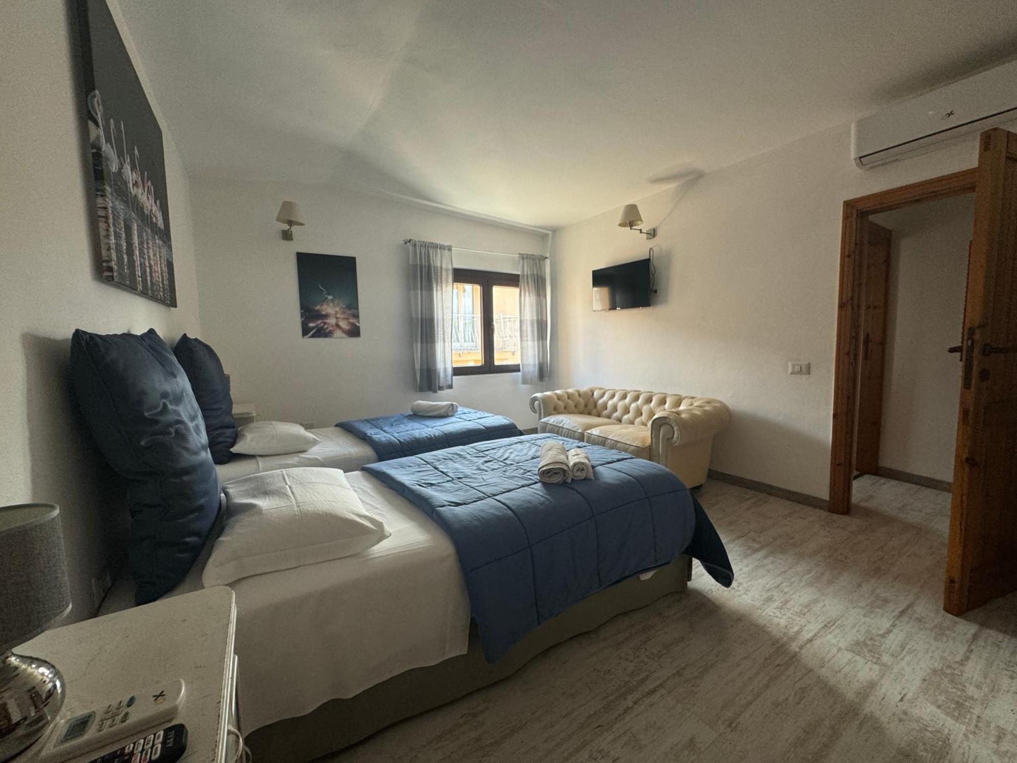 Pm 1 Via Armando Diaz Guest House Olbia Exterior photo