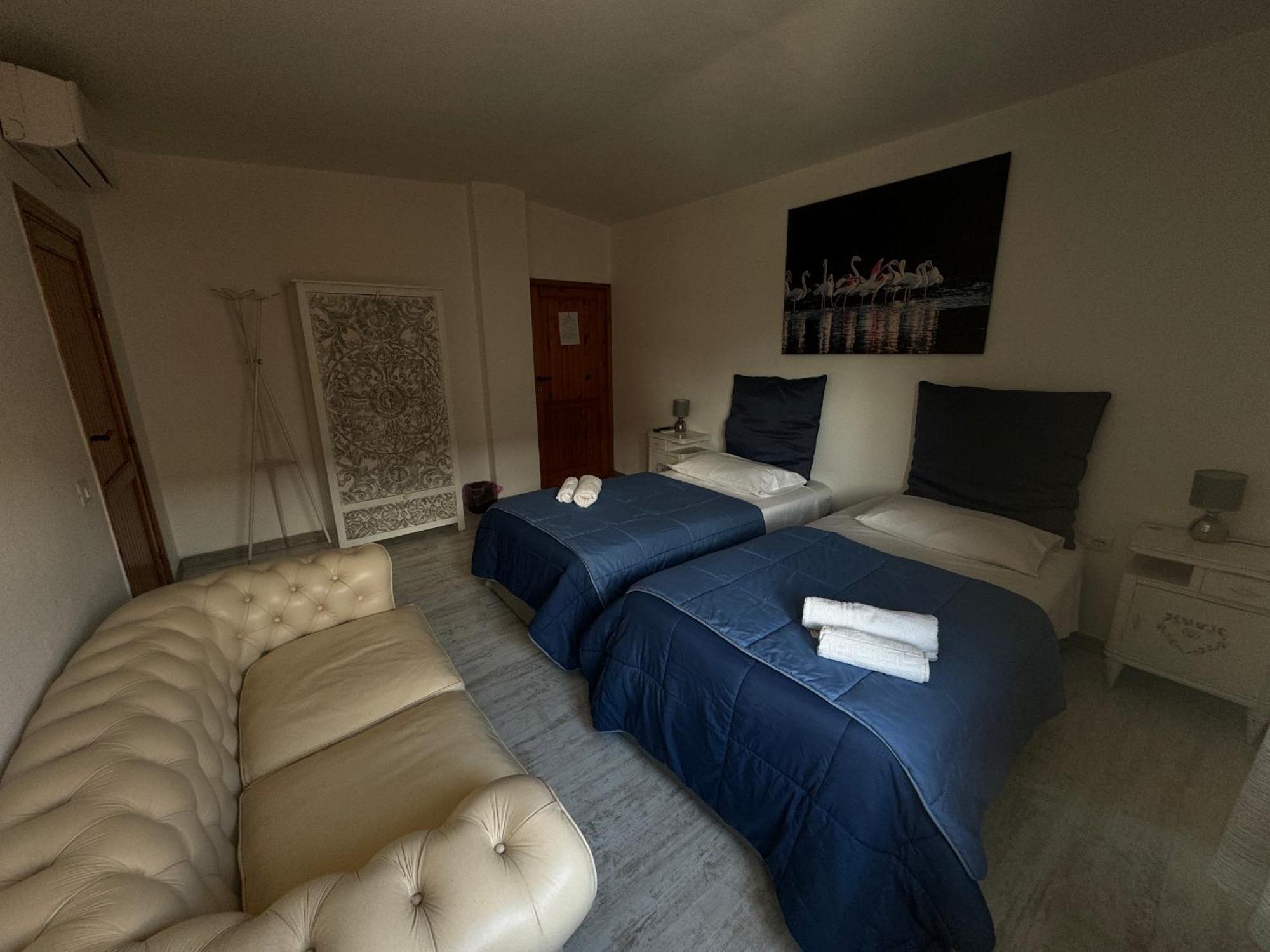 Pm 1 Via Armando Diaz Guest House Olbia Exterior photo